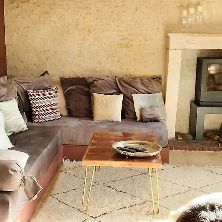 House And Playful Barn Verrieres (Vienne)