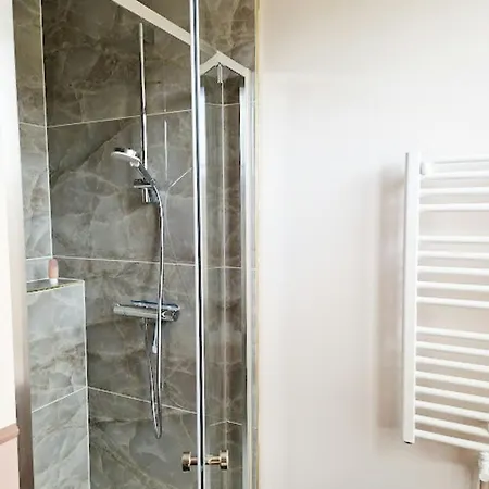 House And Playful Barn Сasa de vacaciones Verrieres (Vienne)