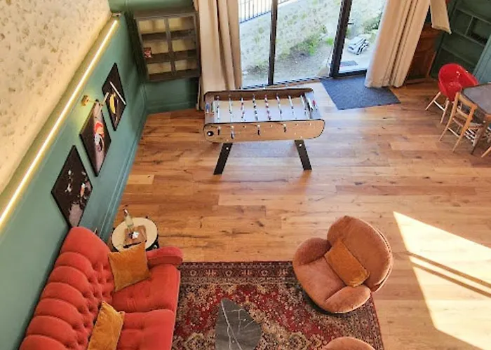 House And Playful Barn *